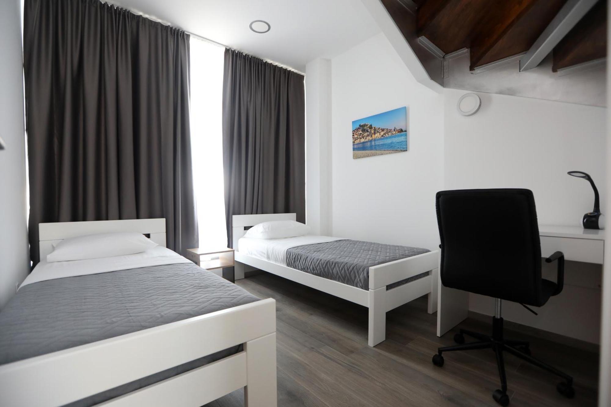 D R Apartments Шибеник Экстерьер фото