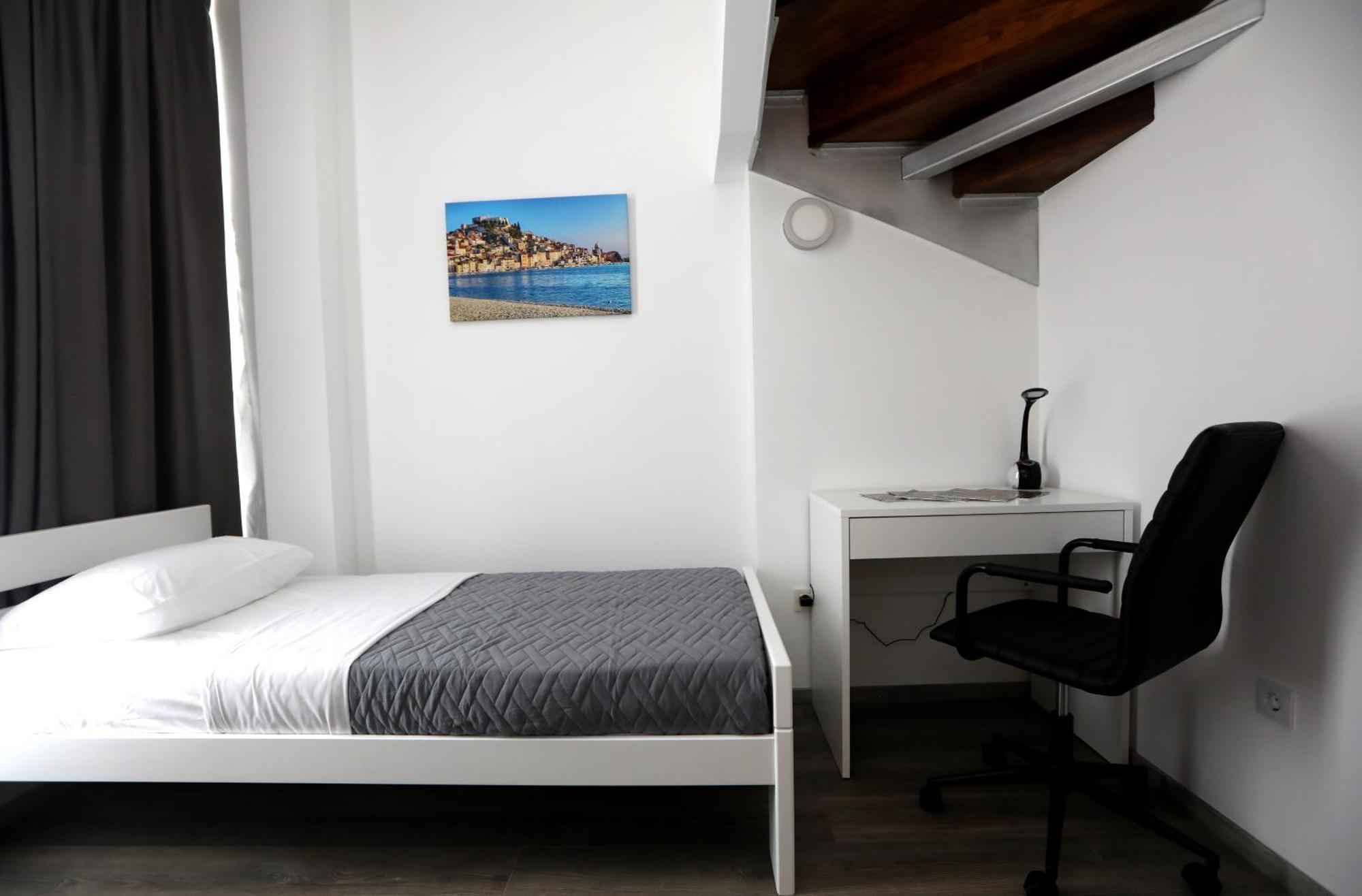 D R Apartments Шибеник Экстерьер фото