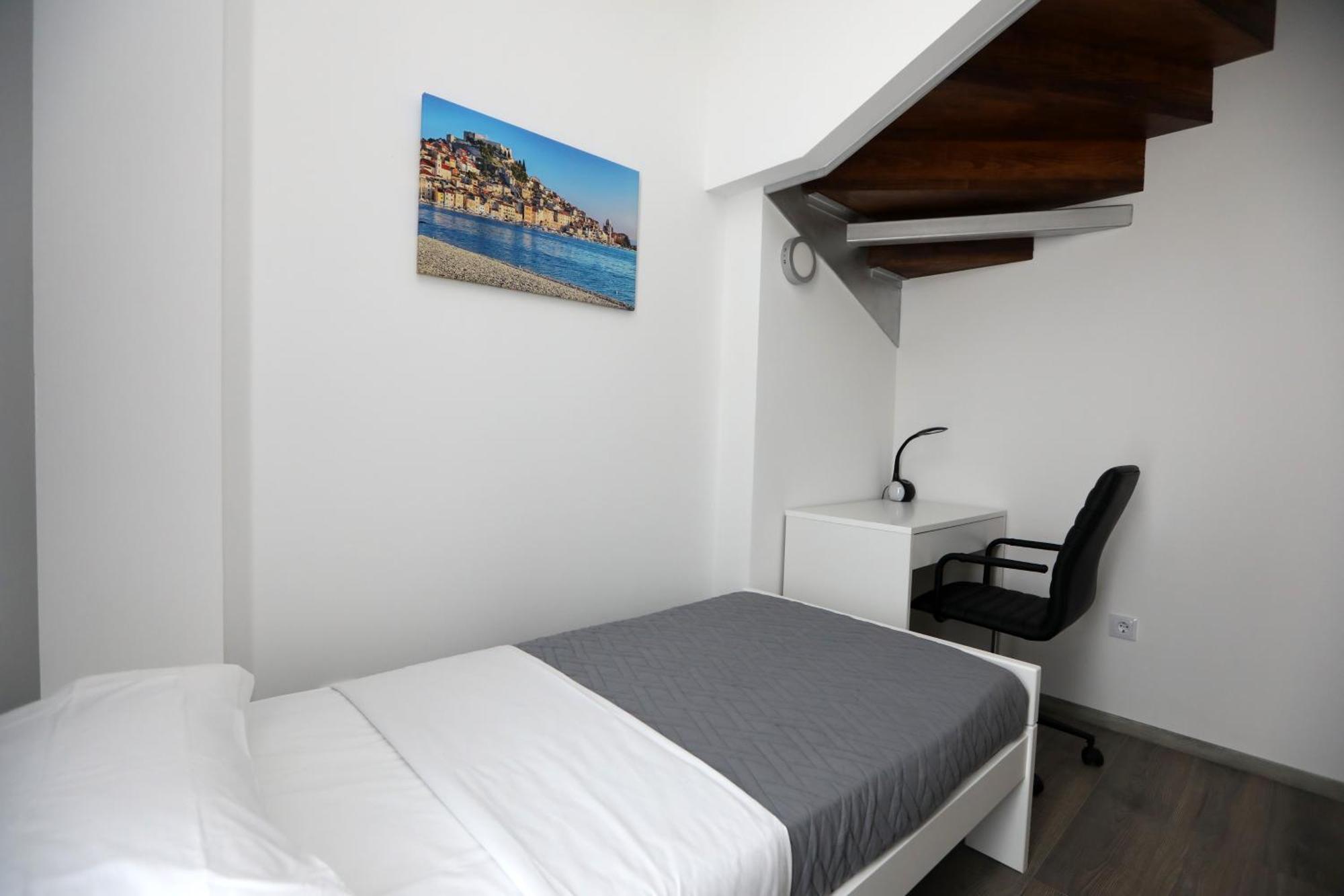 D R Apartments Шибеник Экстерьер фото